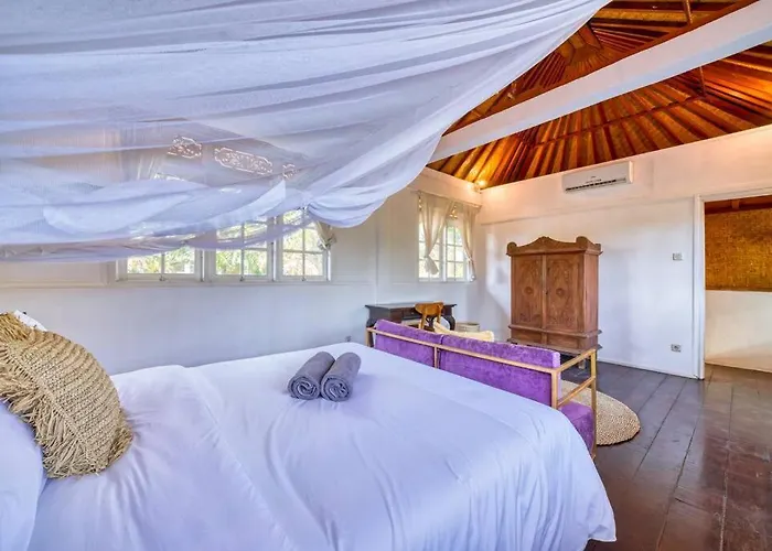 Villa Sabi 3br In The Heart Of By Santi Management