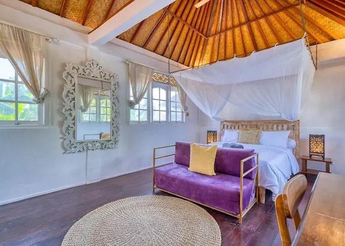 Sabi 3br In The Heart Of By Santi Management *