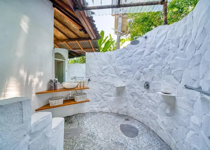 Villa Sabi 3br In The Heart Of By Santi Management Seminyak (Bali)